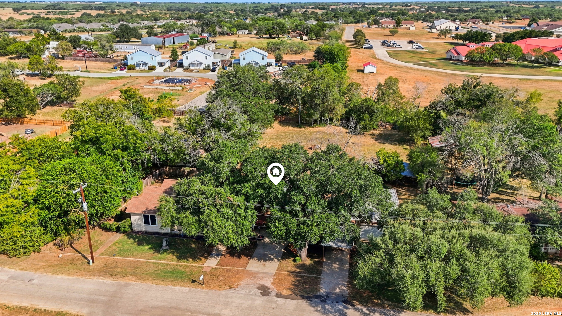 main property photo 33