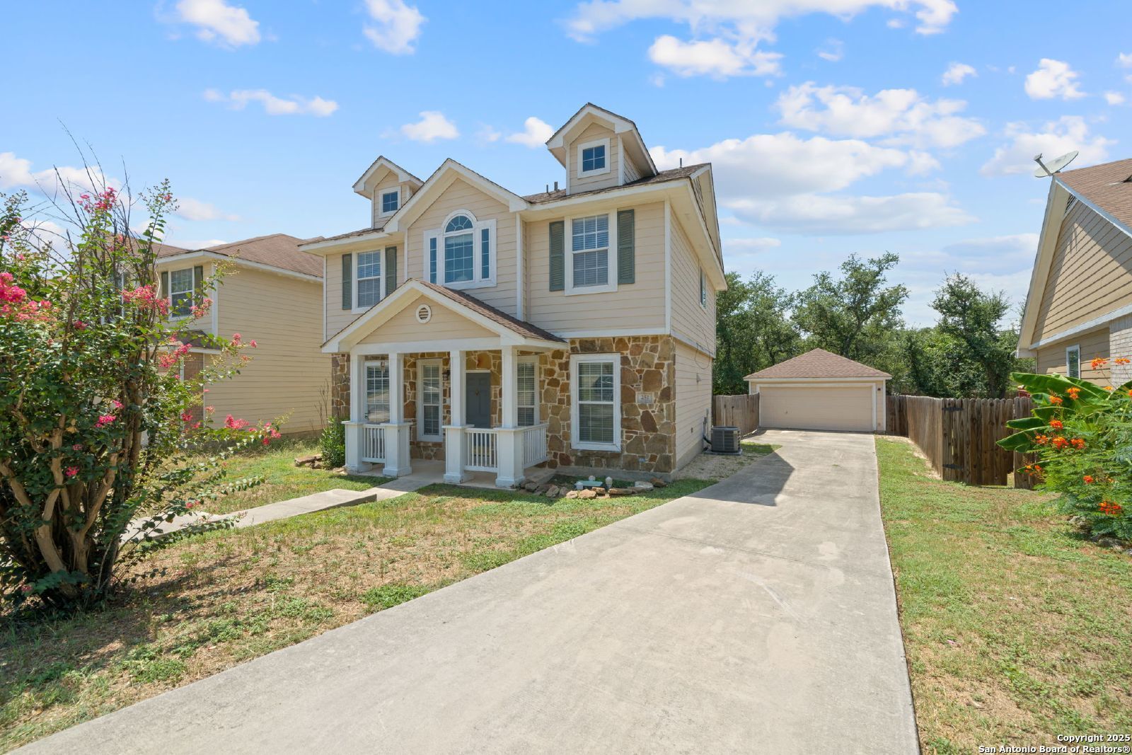 main property photo 2