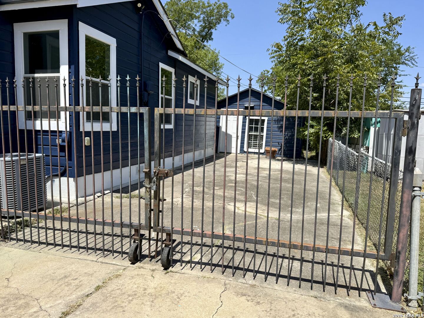 main property photo 42