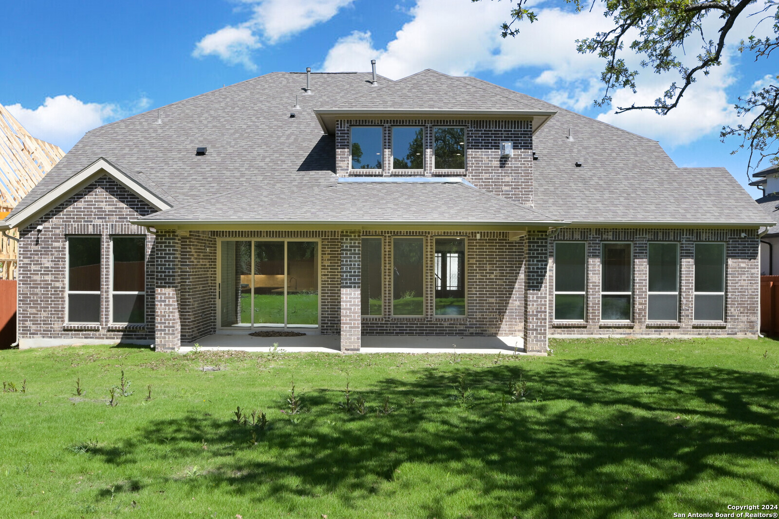 main property photo 37