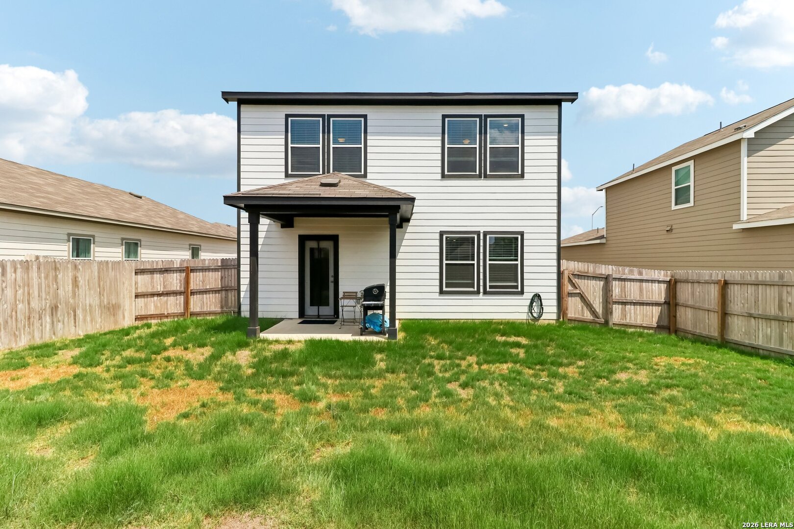 main property photo 18