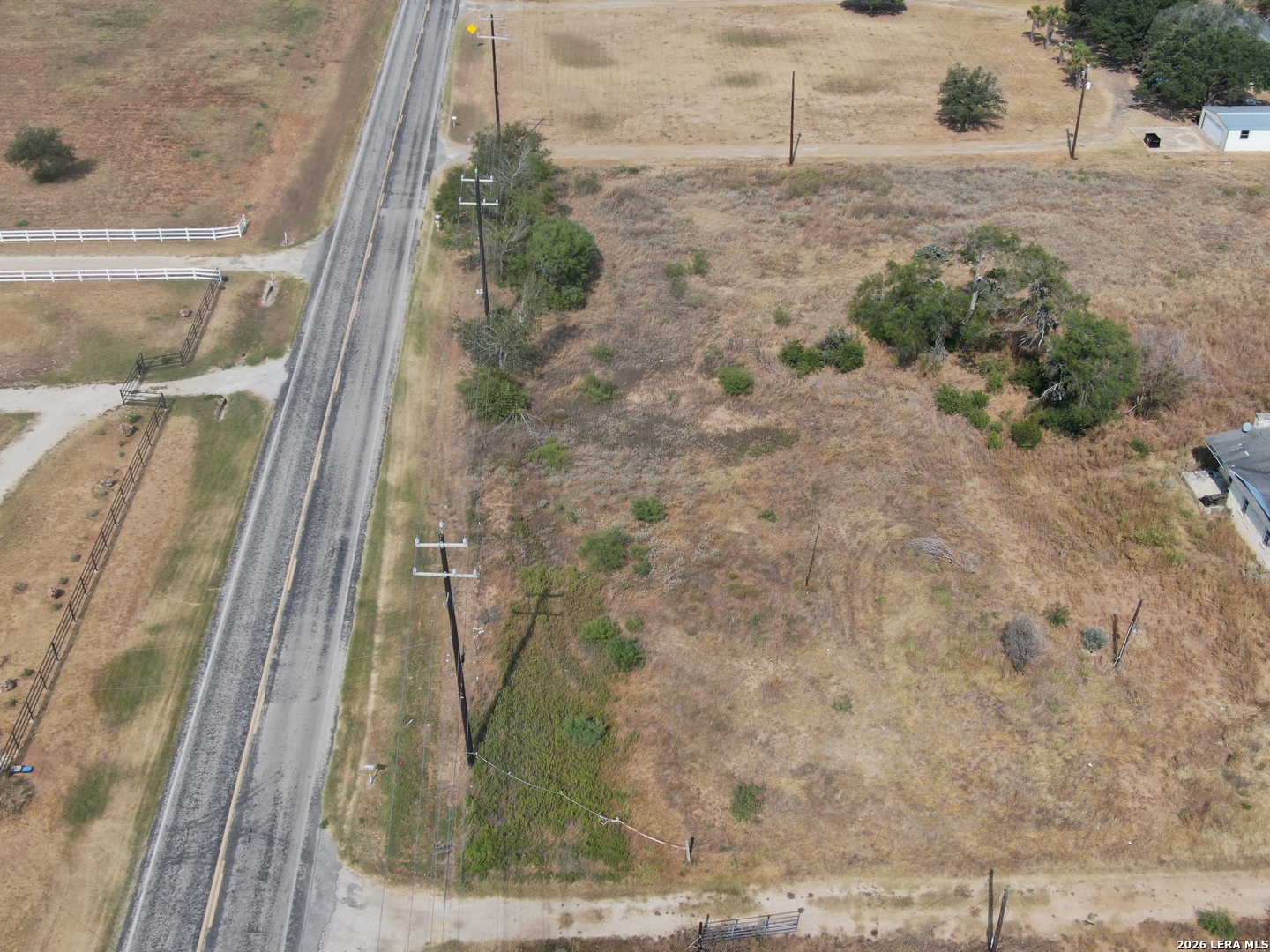 main property photo 11