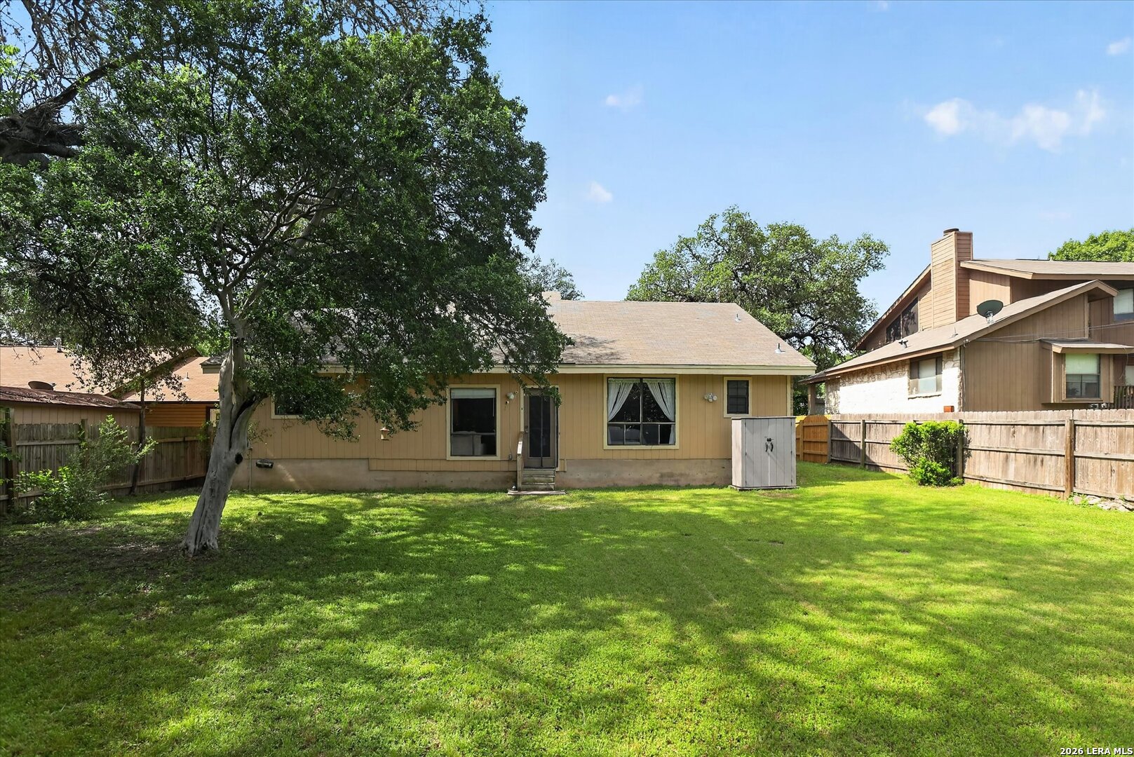 main property photo 31