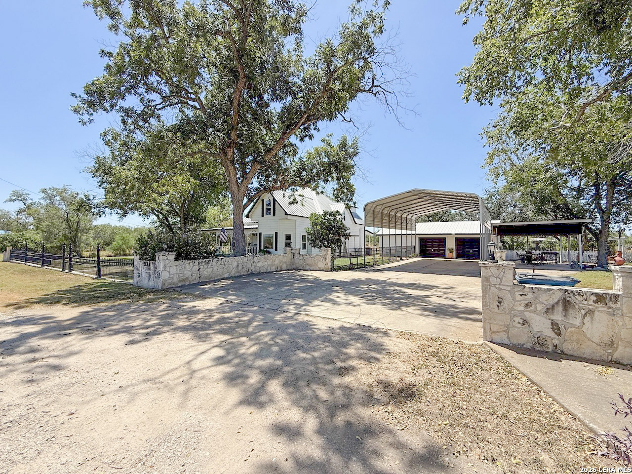 main property photo 51
