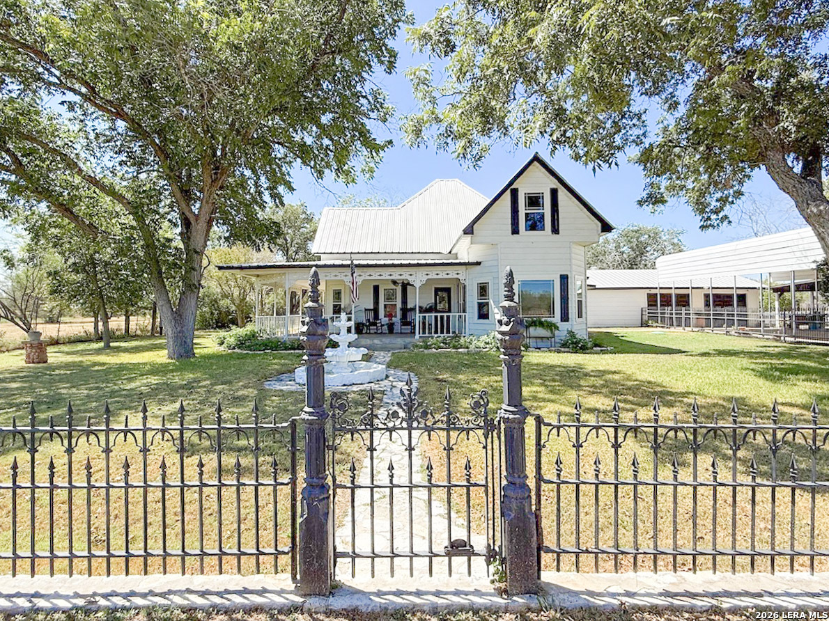 main property photo 2
