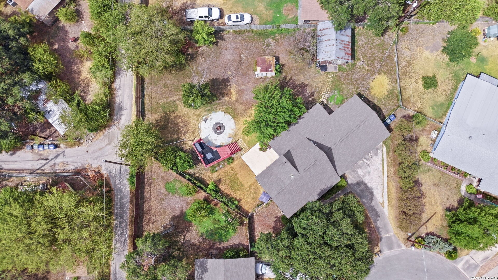 main property photo 27