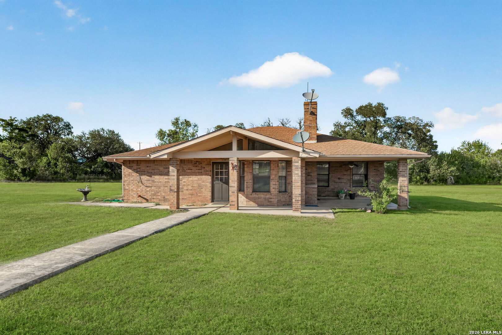 main property photo 26