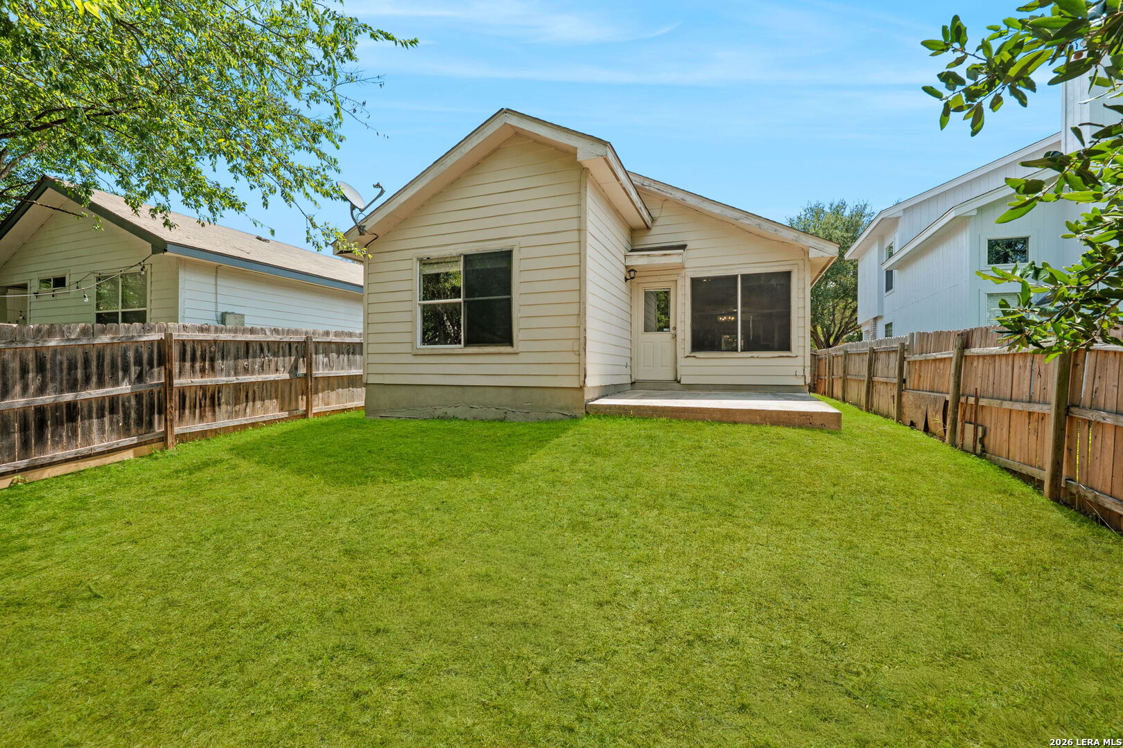 main property photo 22