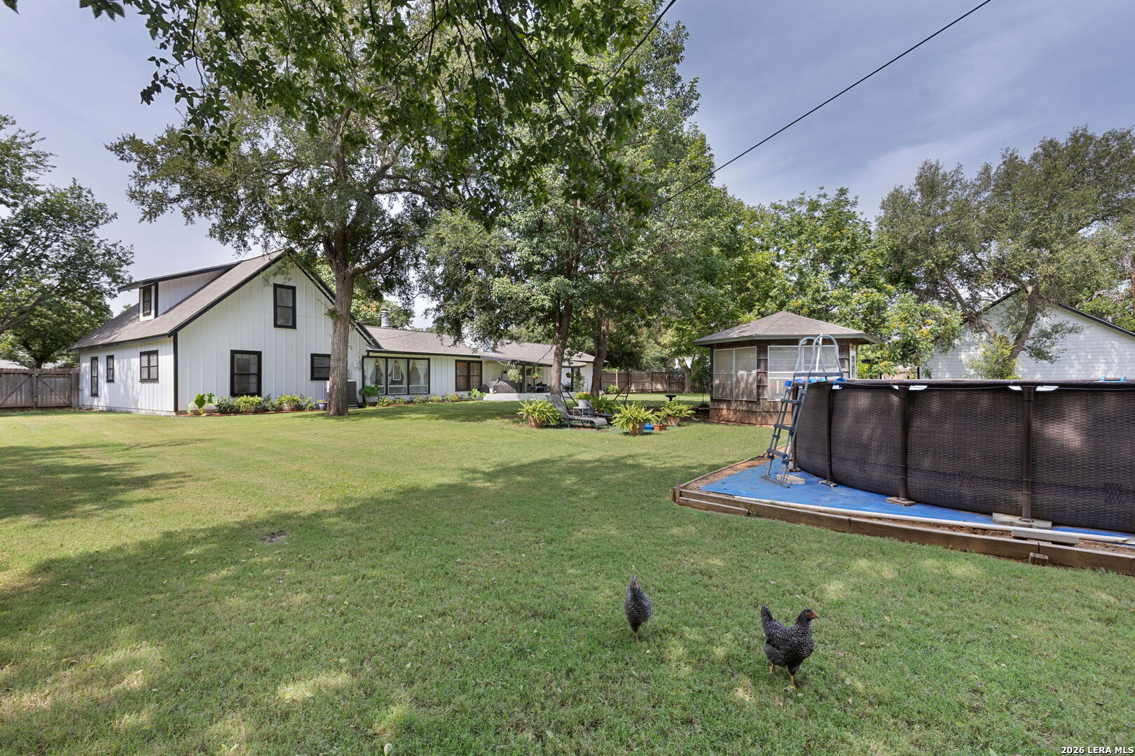 main property photo 32