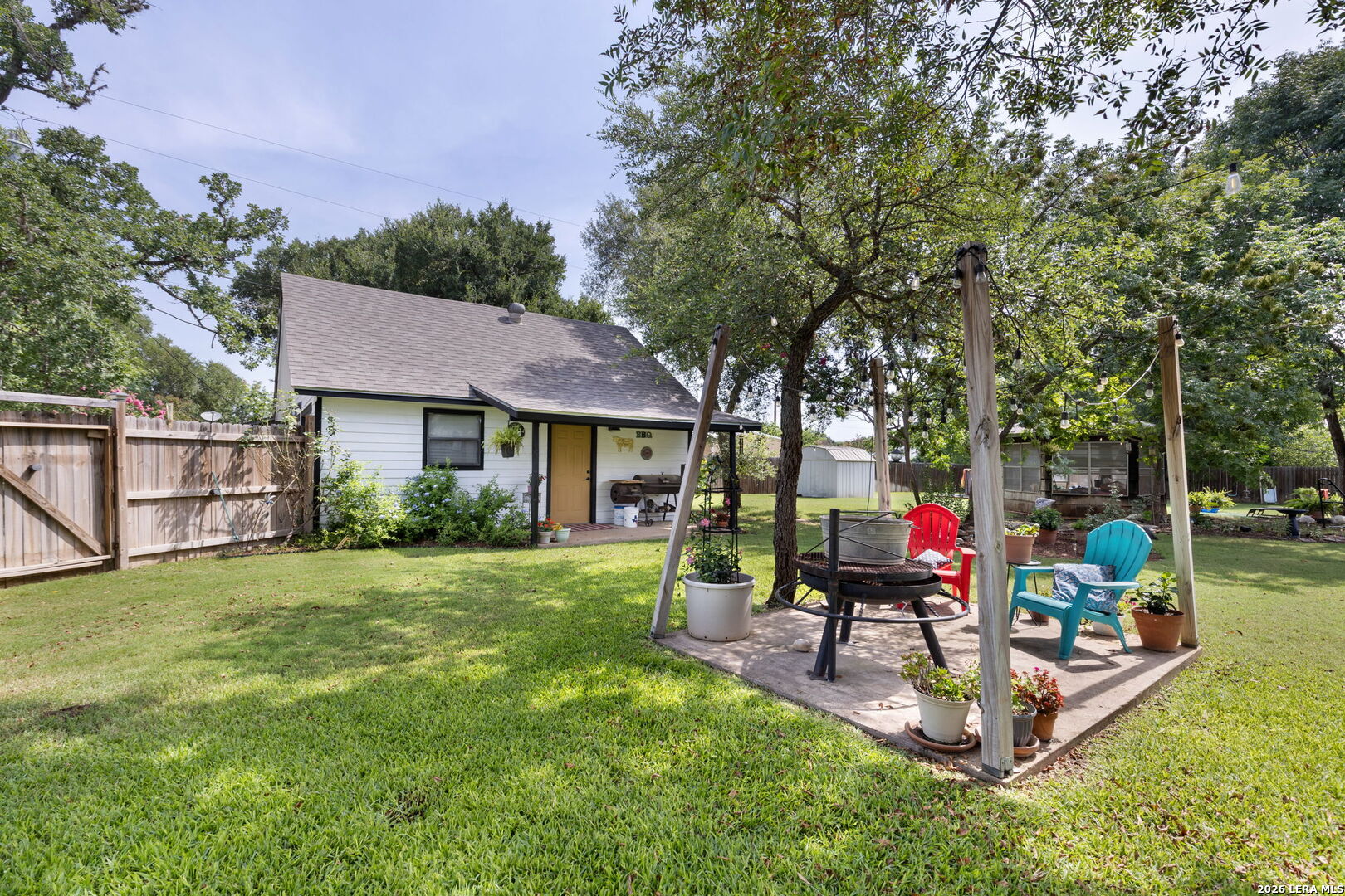 main property photo 34