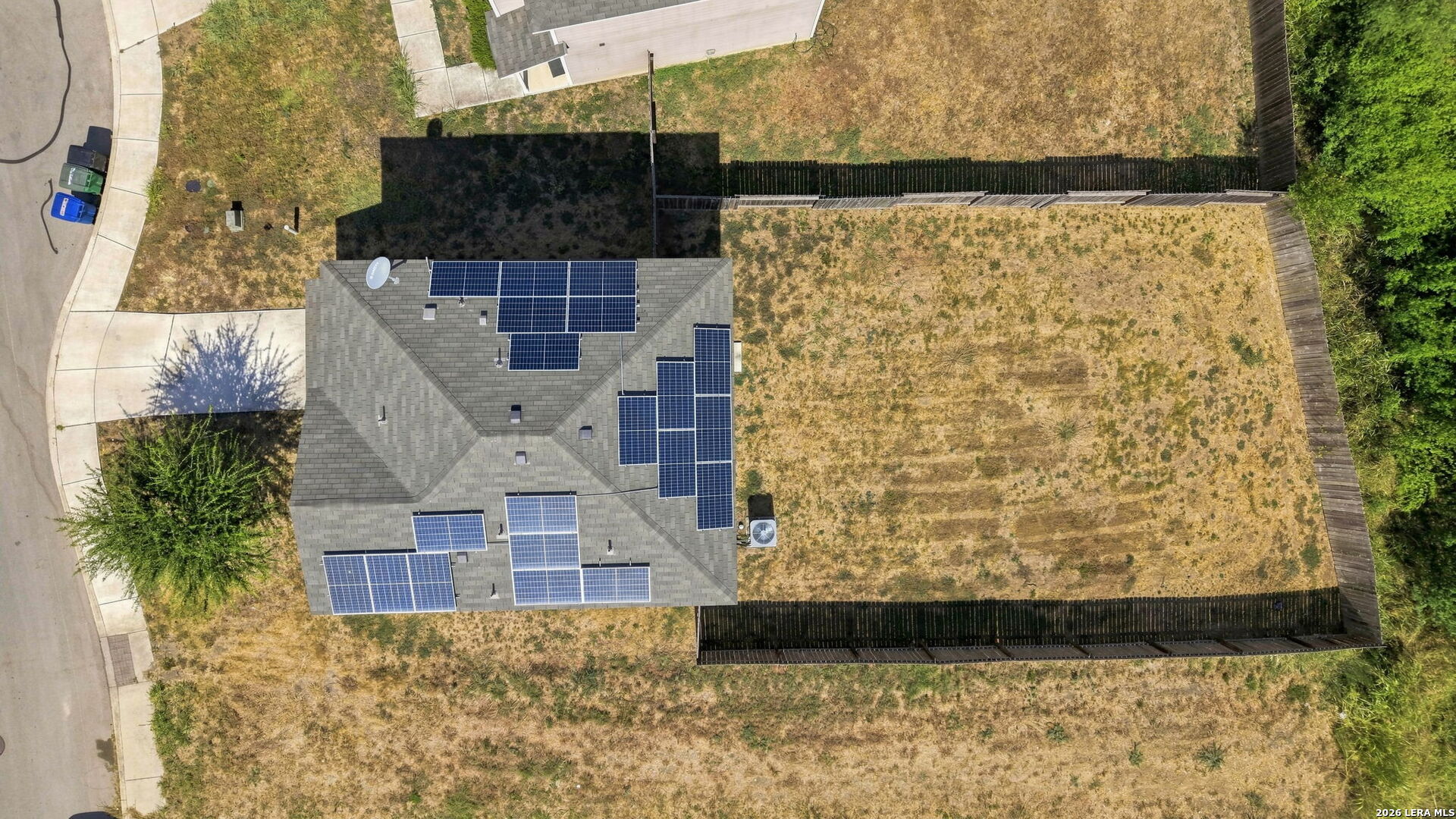 main property photo 21