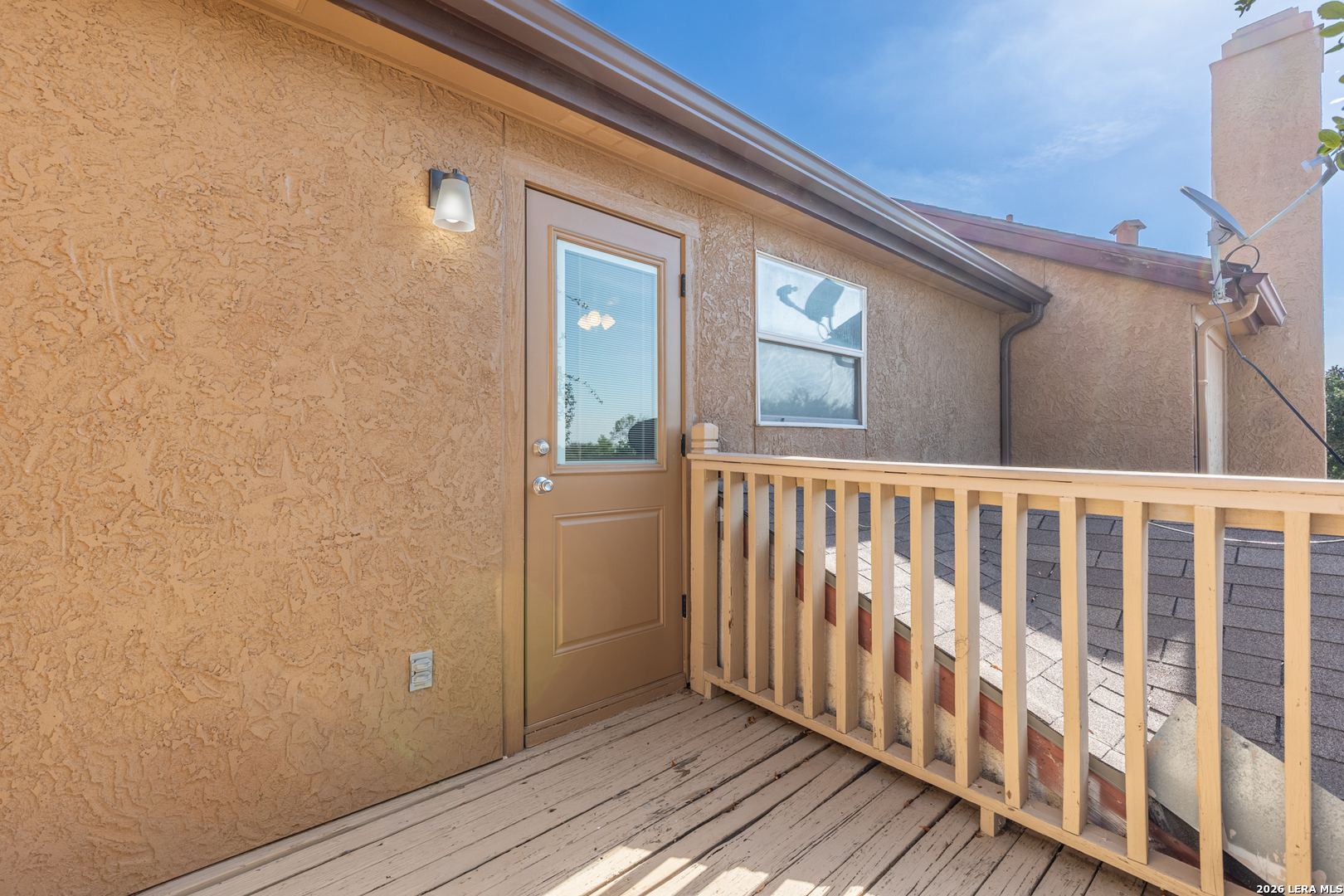 main property photo 23