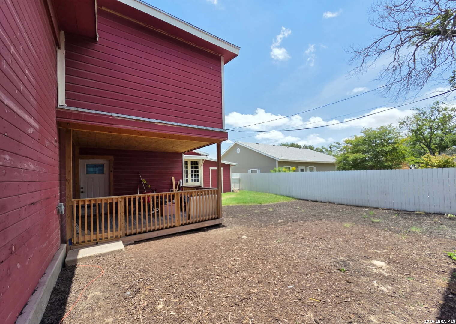 main property photo 32