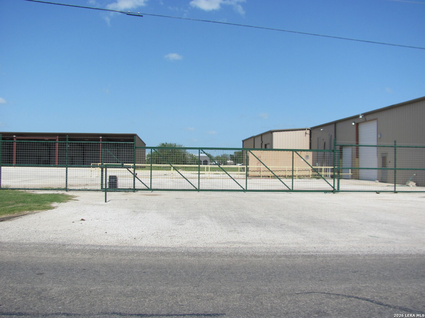 main property photo 12