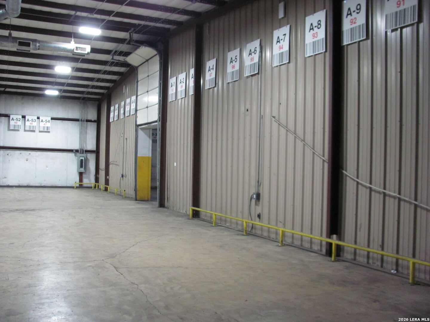 main property photo 19