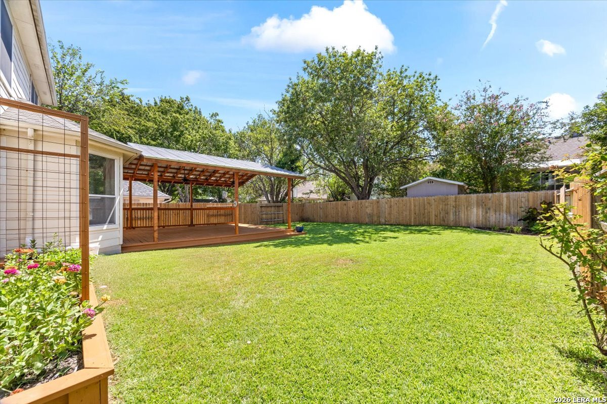 main property photo 40