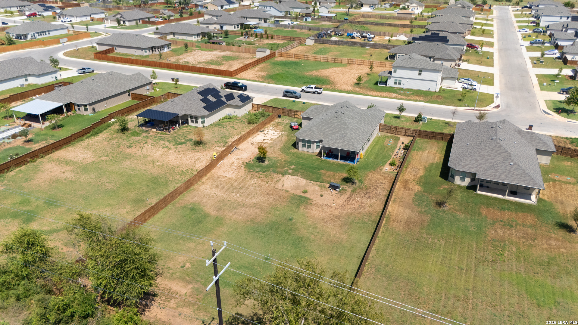 main property photo 26