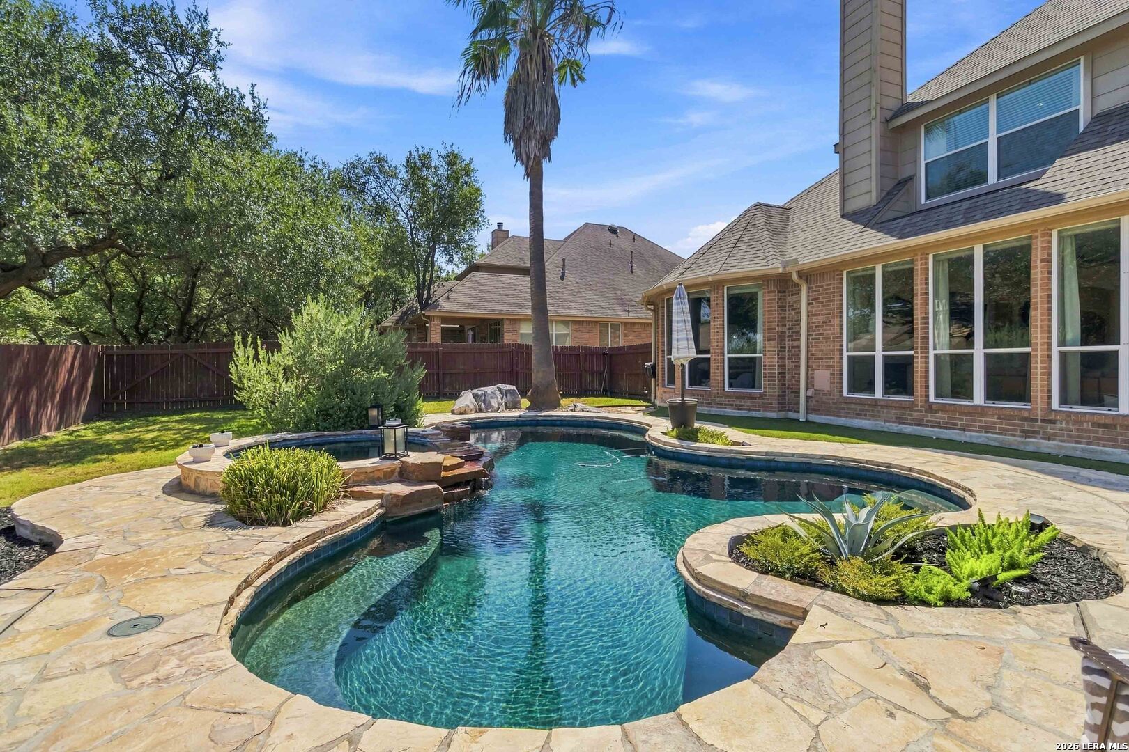 main property photo 41