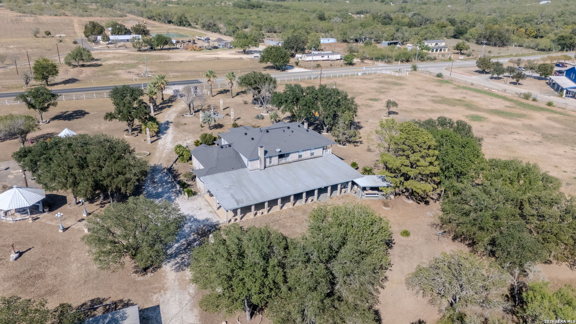 main property photo 41