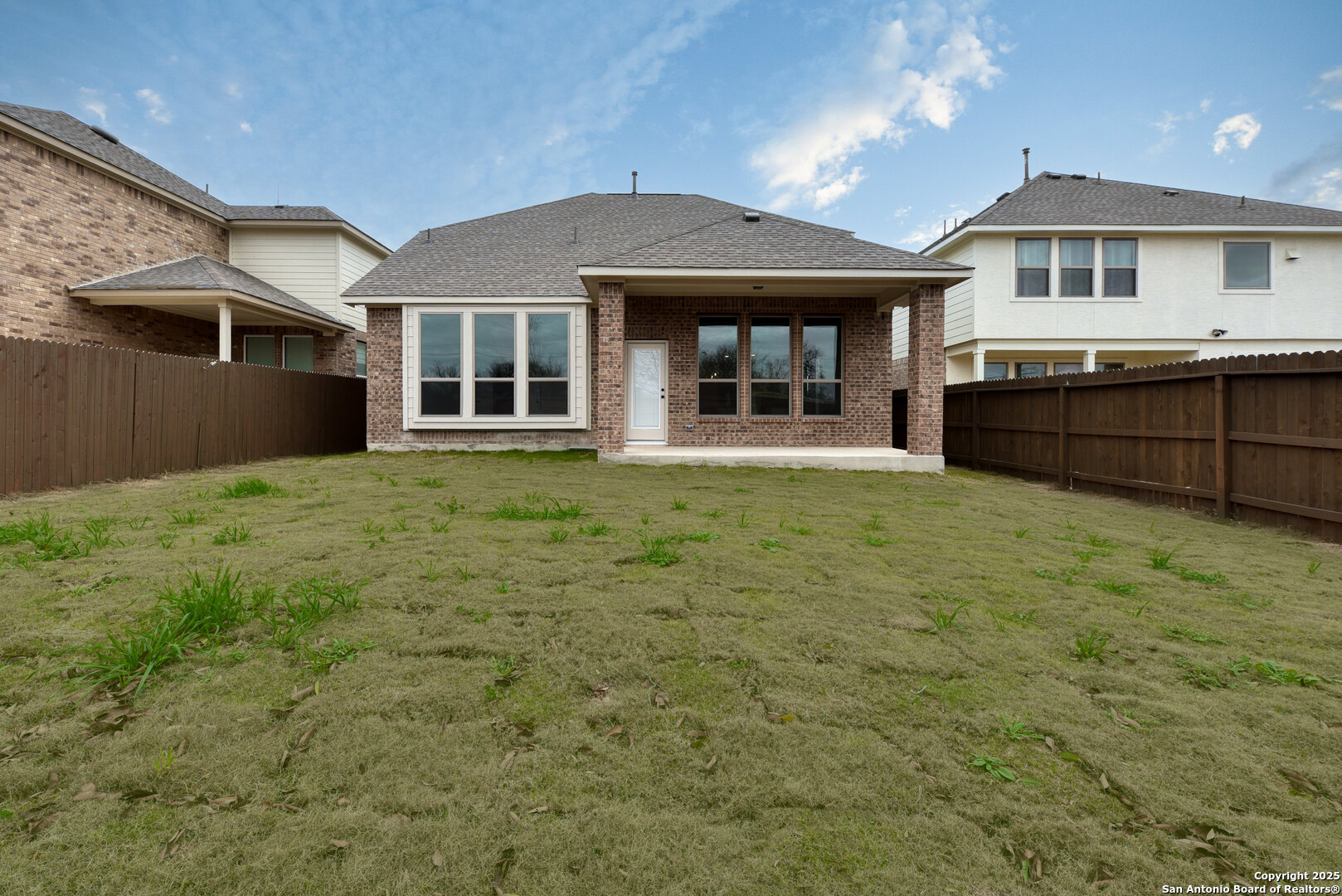 main property photo 27