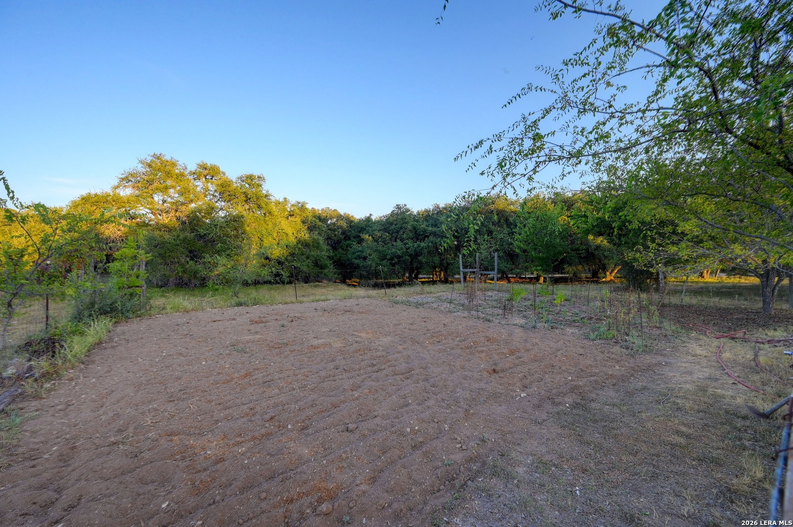 main property photo 35