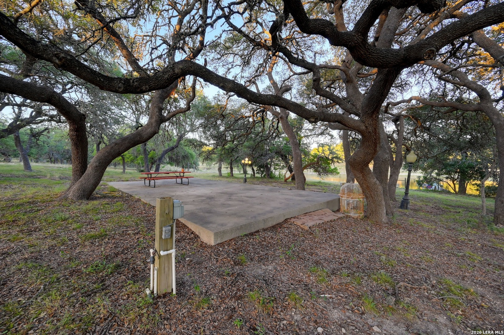 main property photo 37