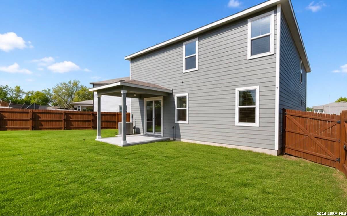 main property photo 40