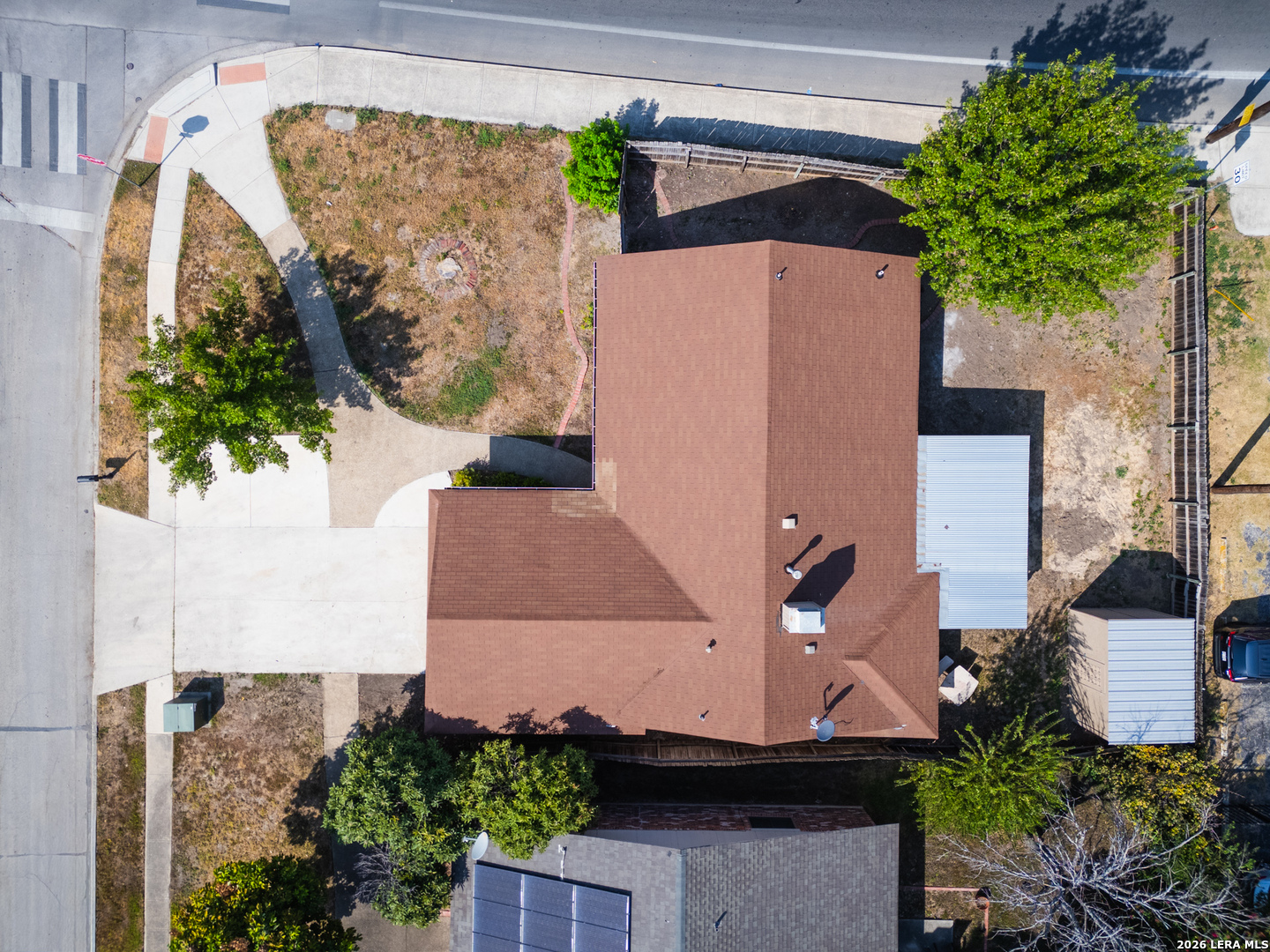 main property photo 26