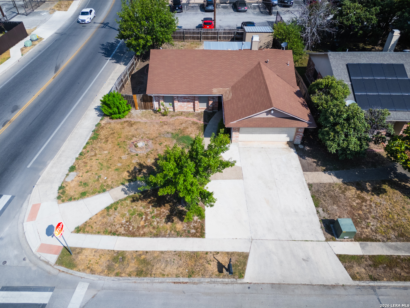 main property photo 27