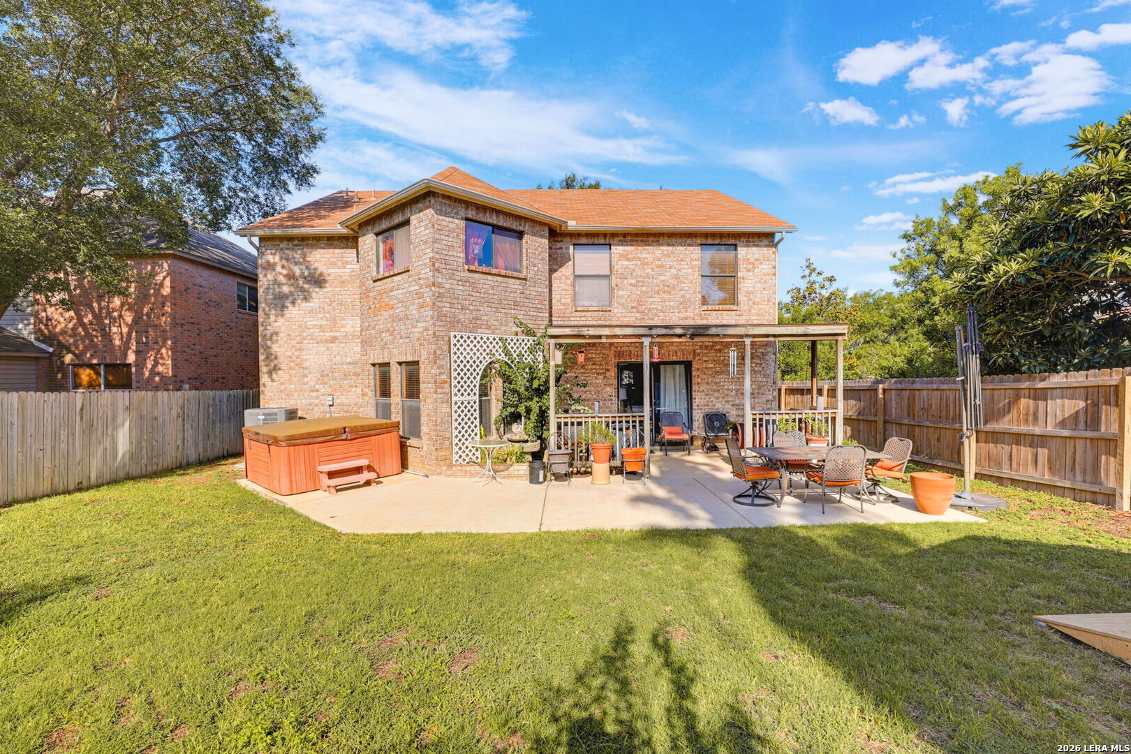 main property photo 28