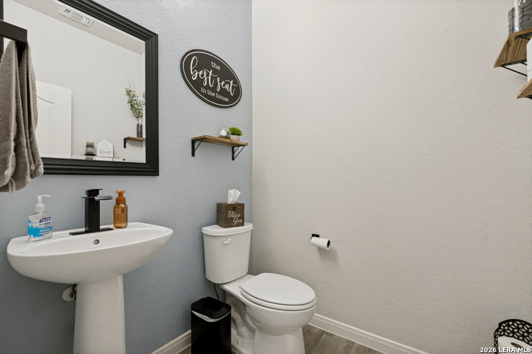 main property photo 17