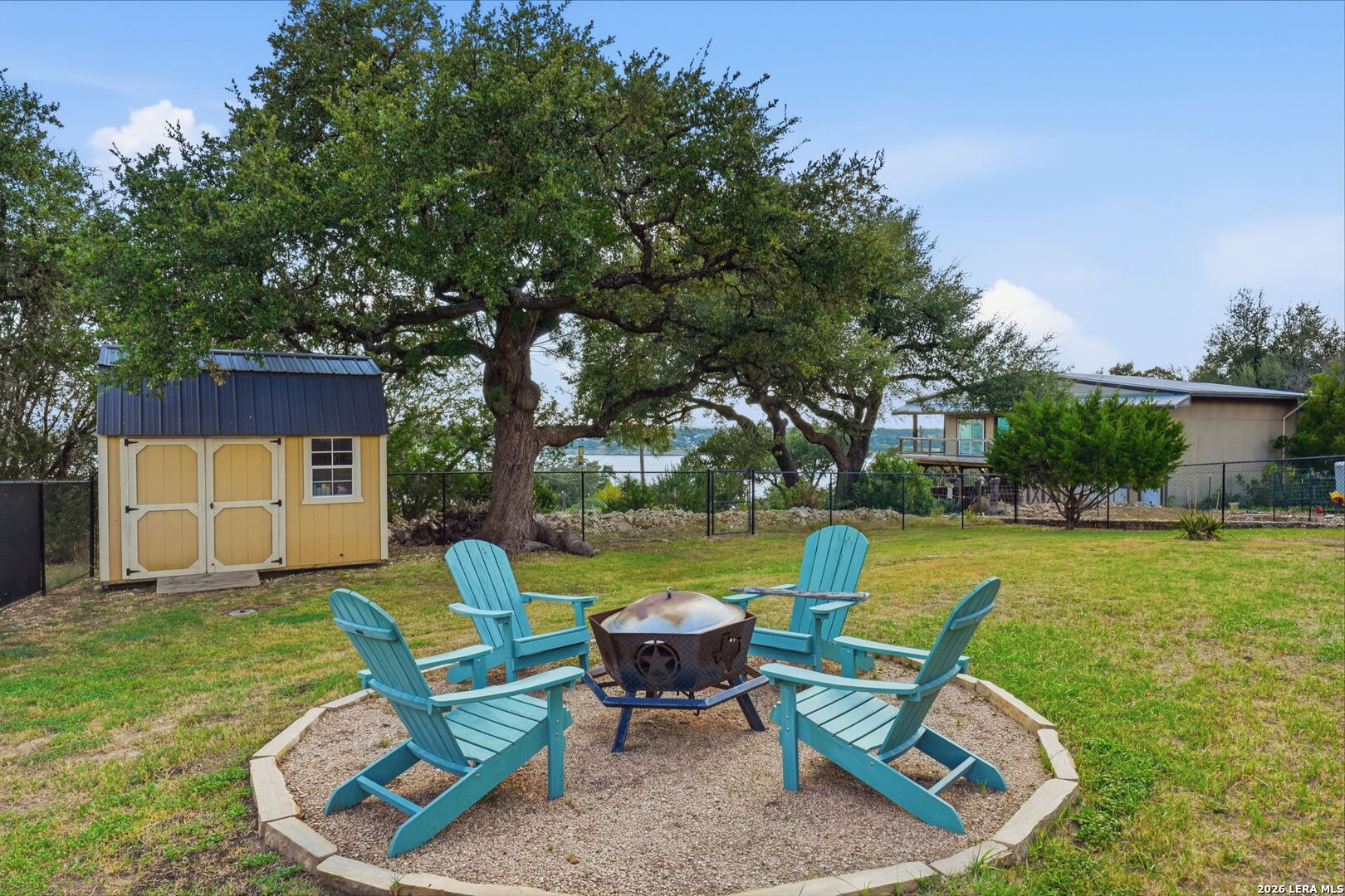 main property photo 41