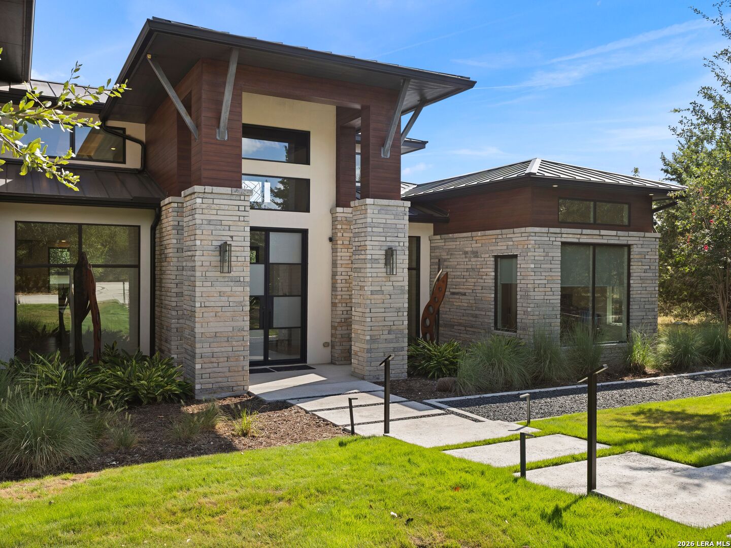 main property photo 74