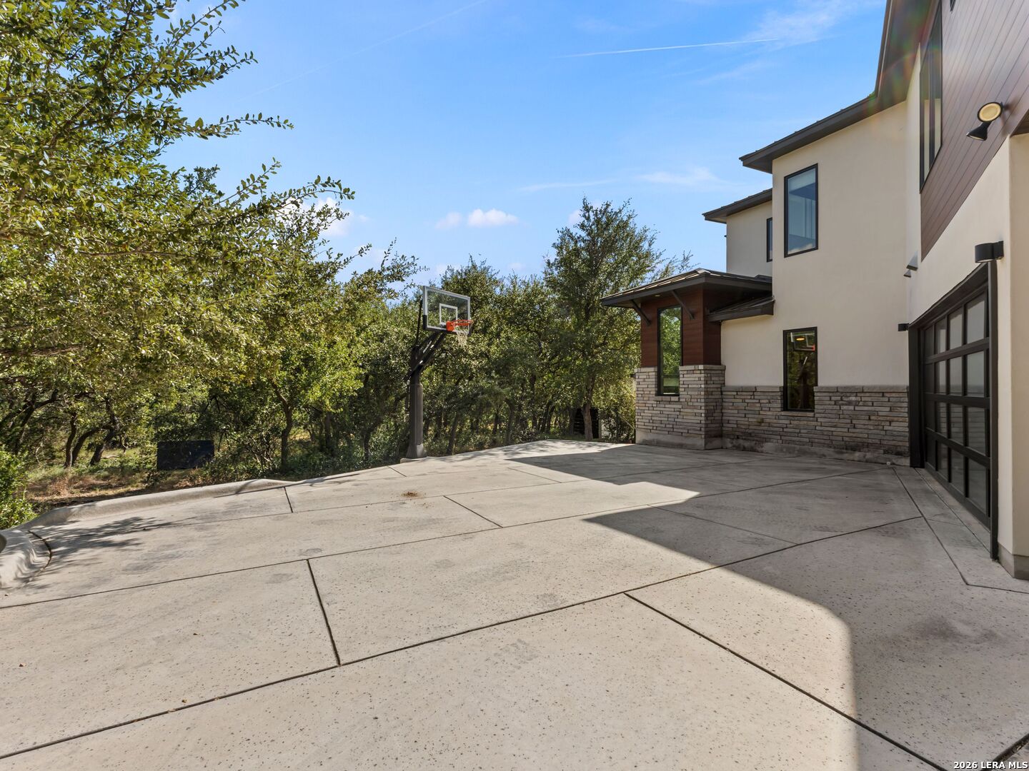 main property photo 78
