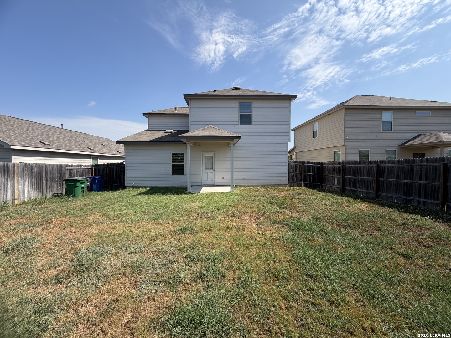 main property photo 17