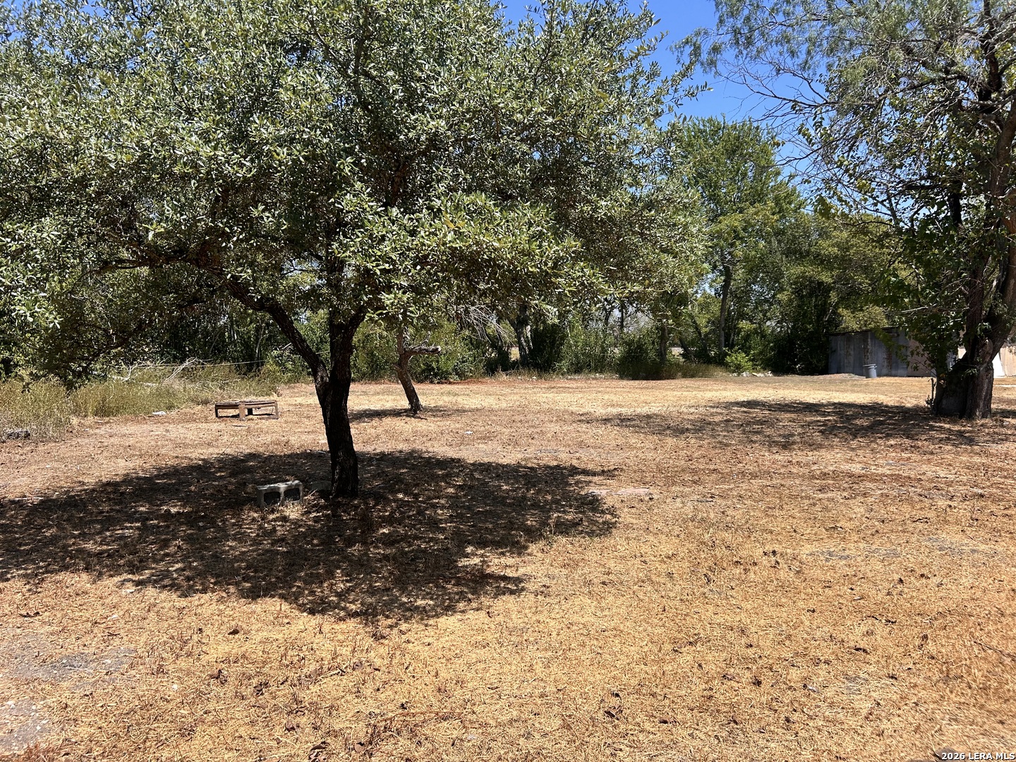 main property photo 13