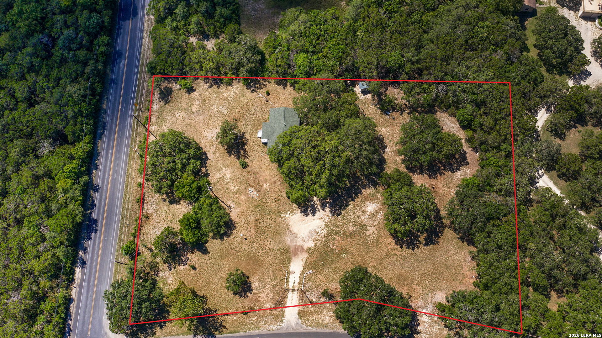 main property photo 9
