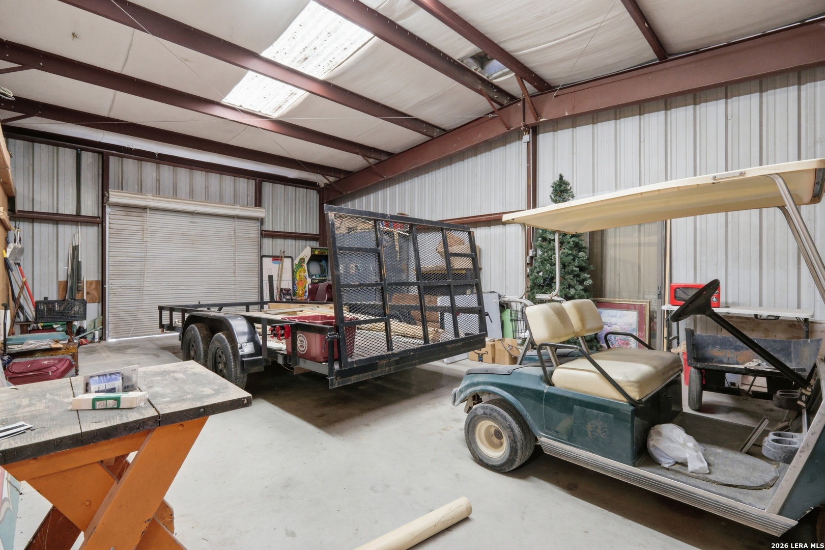 main property photo 11