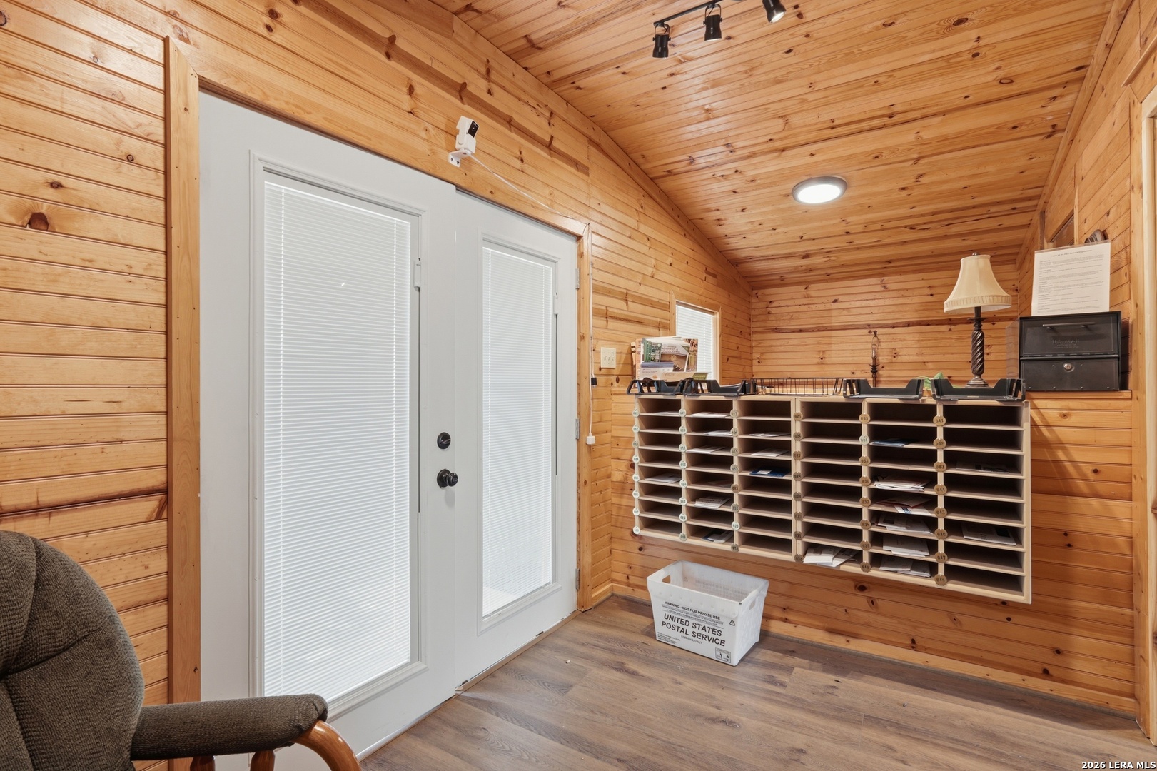 main property photo 3