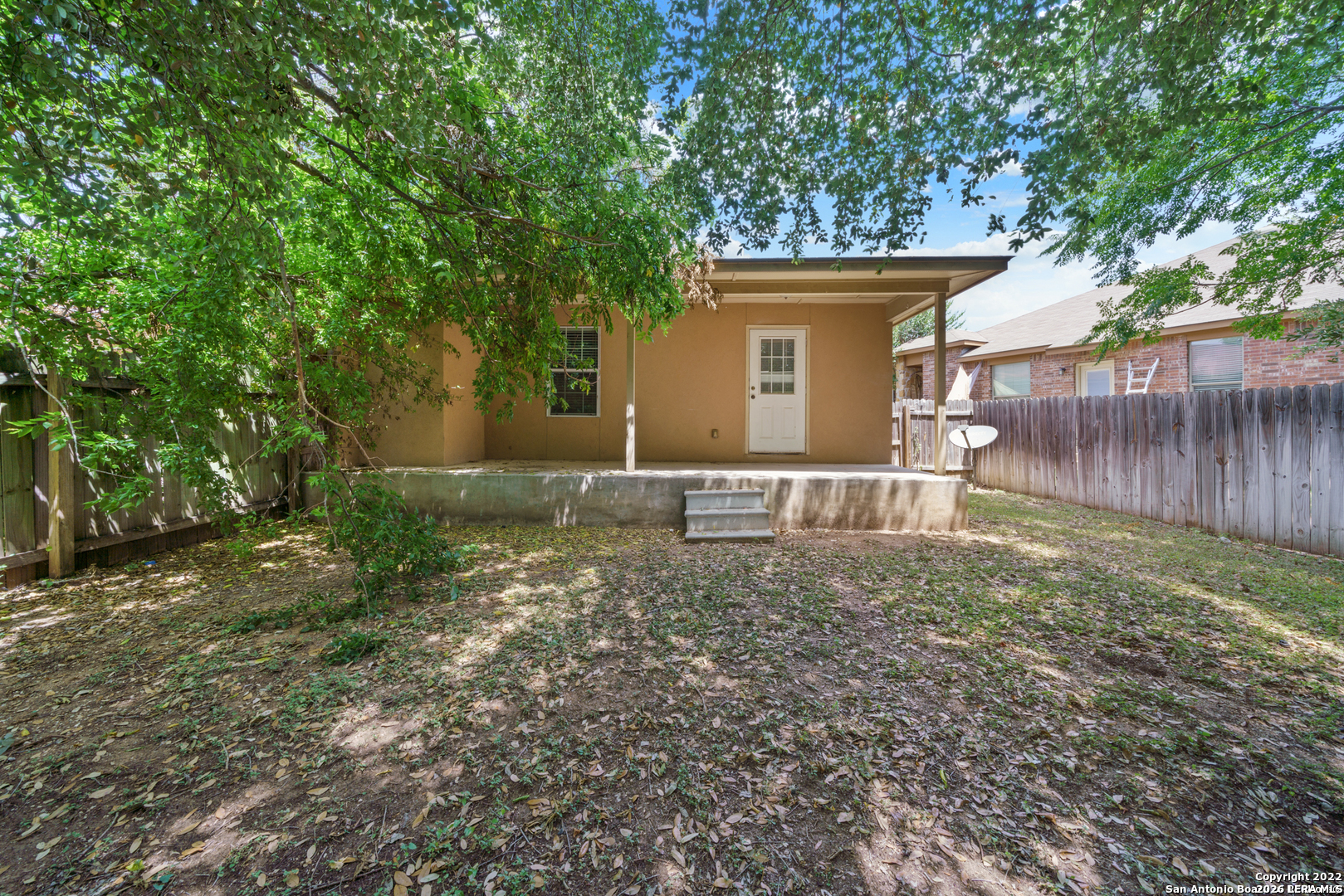 main property photo 11