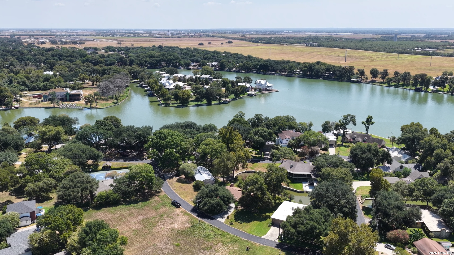 main property photo 35