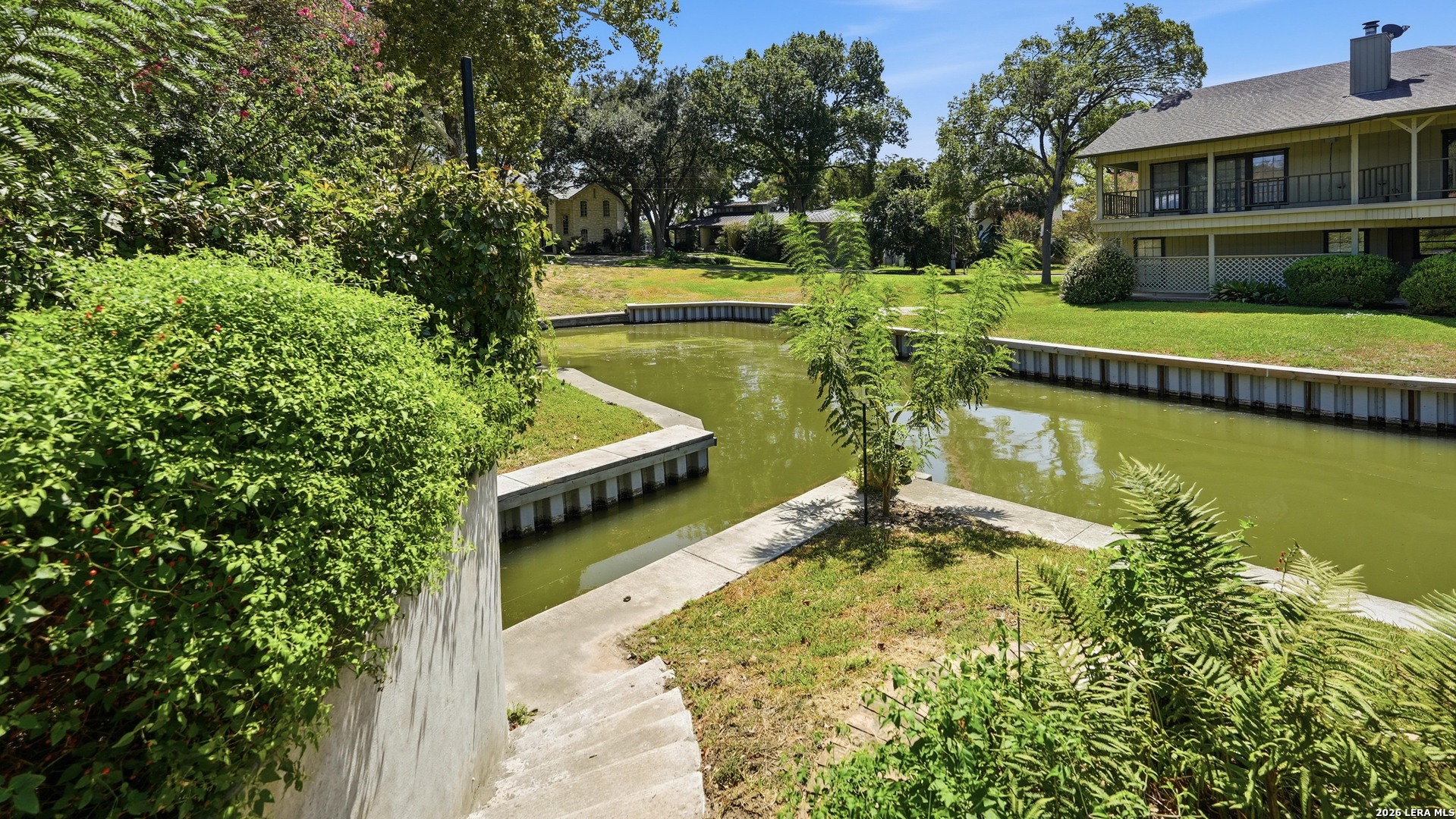 main property photo 45