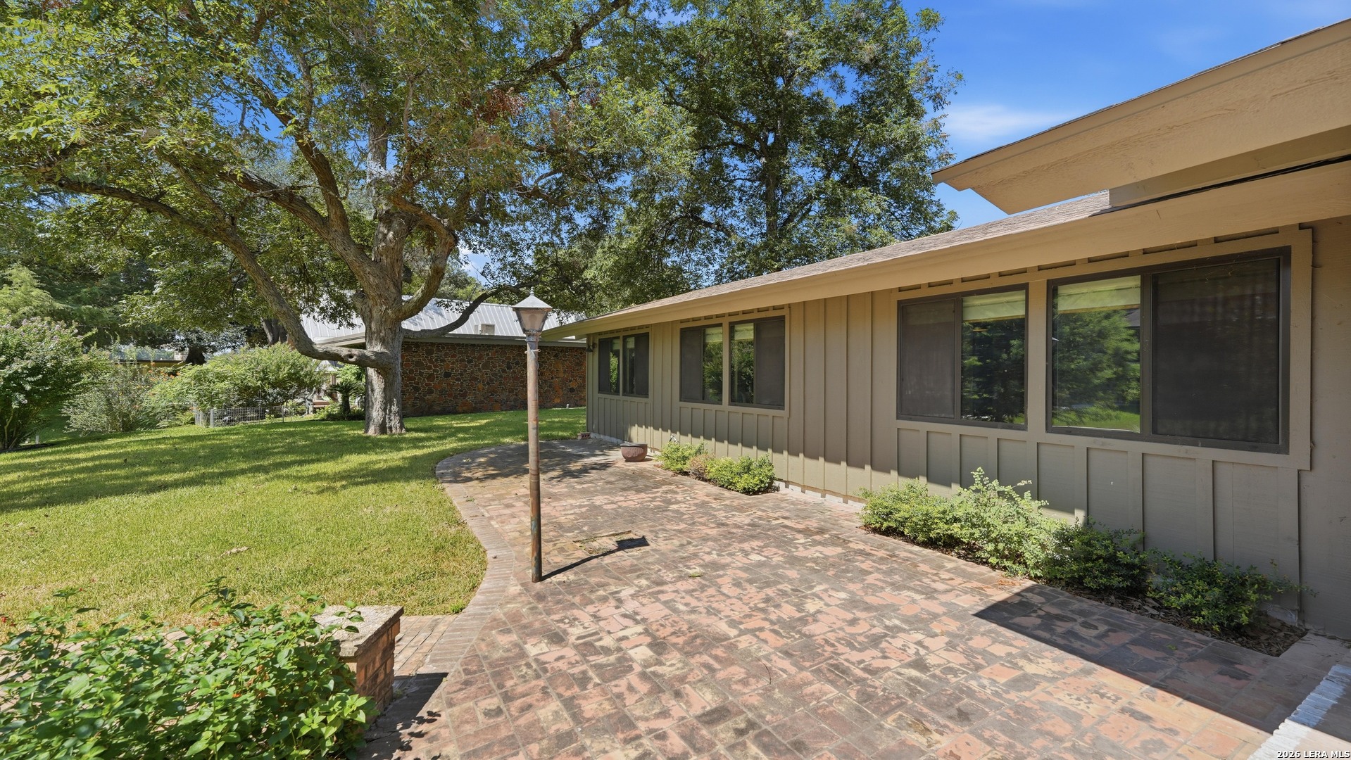 main property photo 49