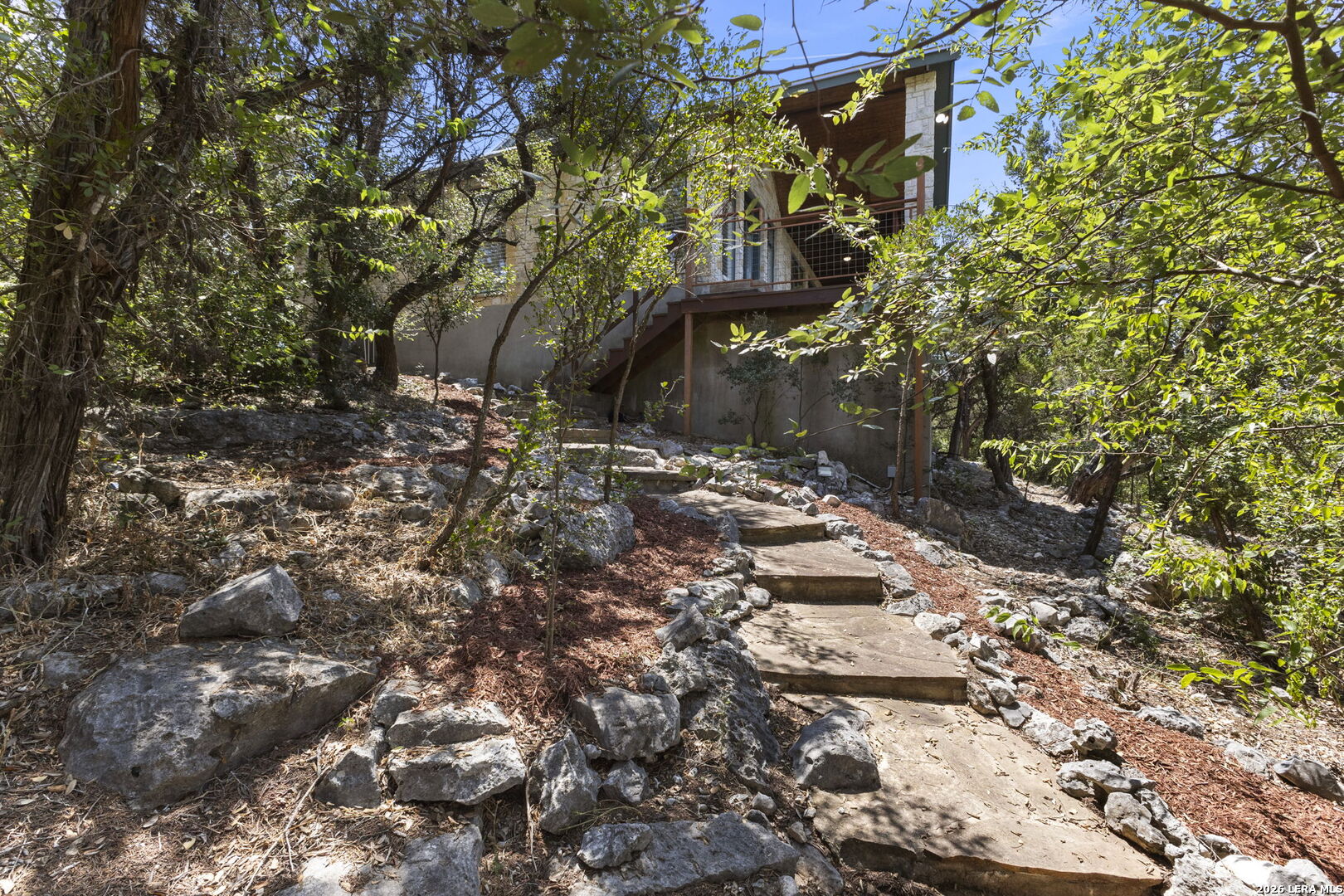 main property photo 27