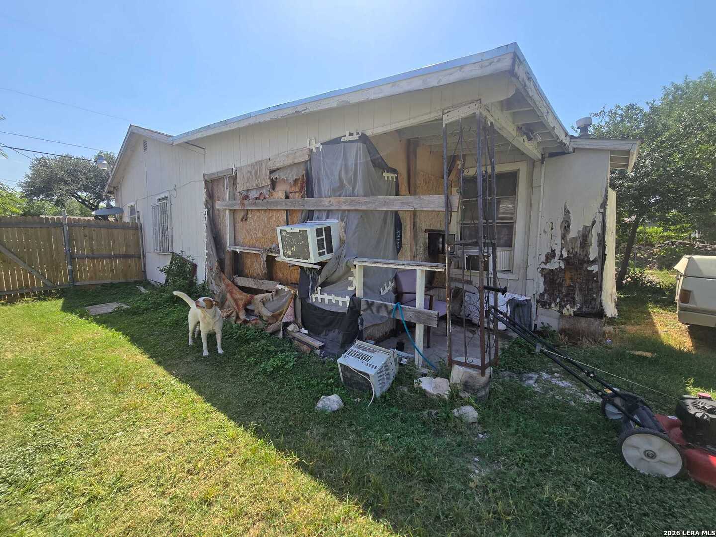 main property photo 7