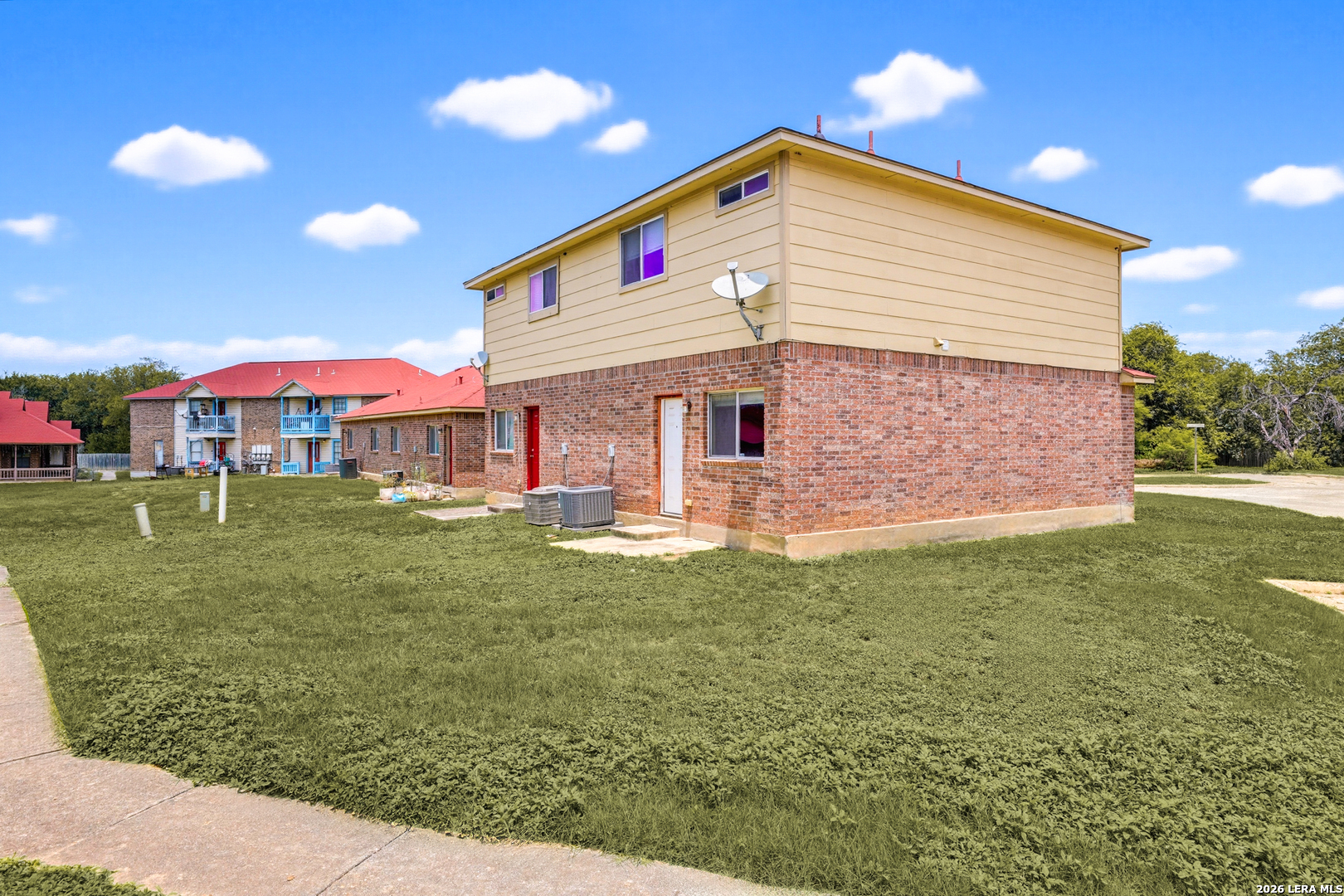 main property photo 15