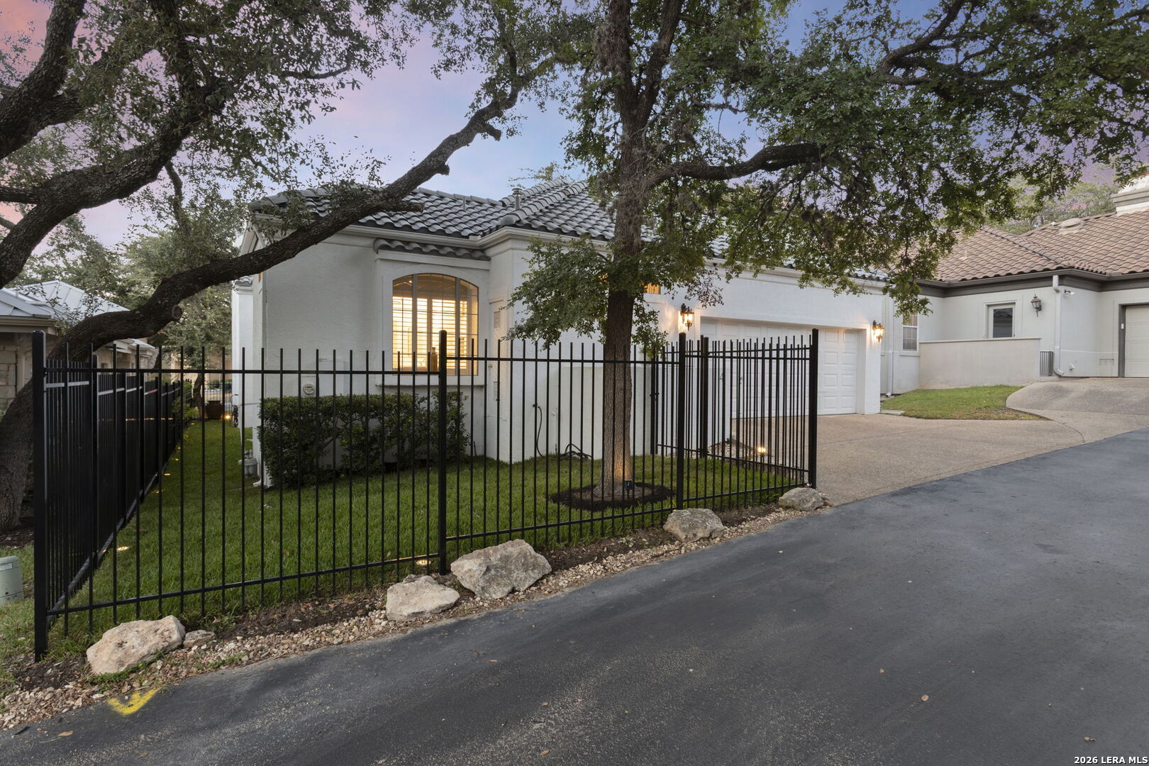 main property photo 31