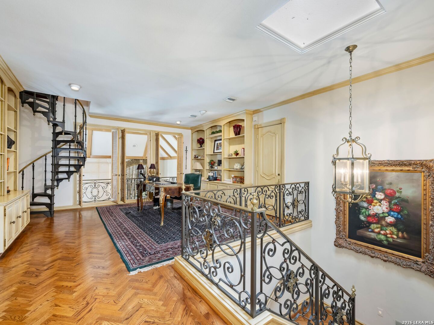 main property photo 23