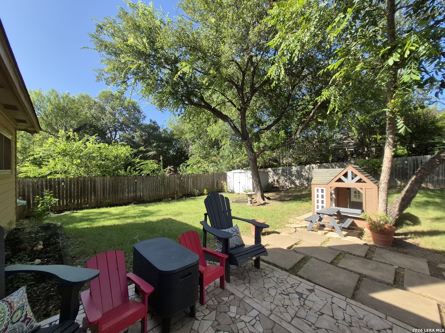 main property photo 19