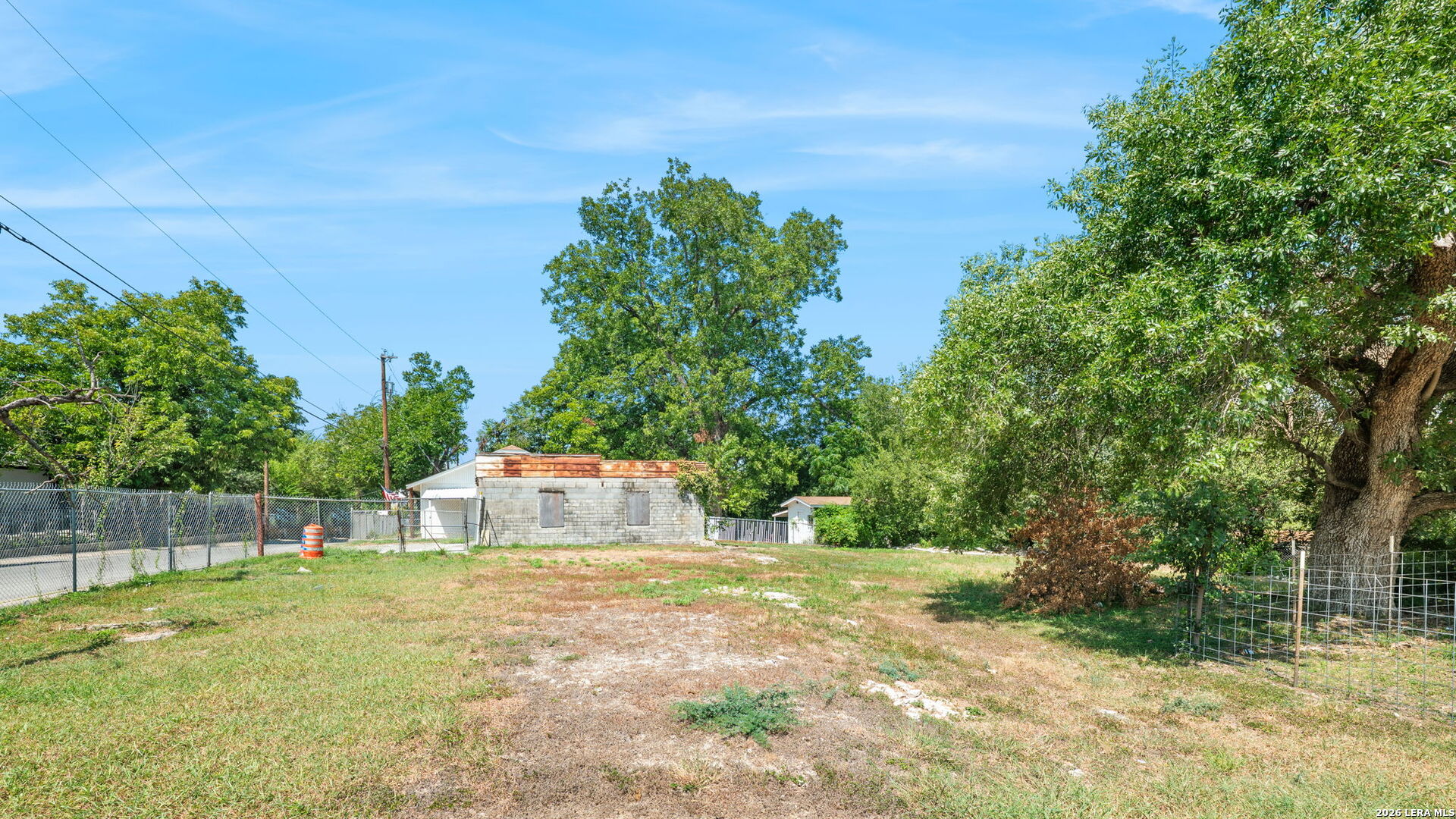 main property photo 7